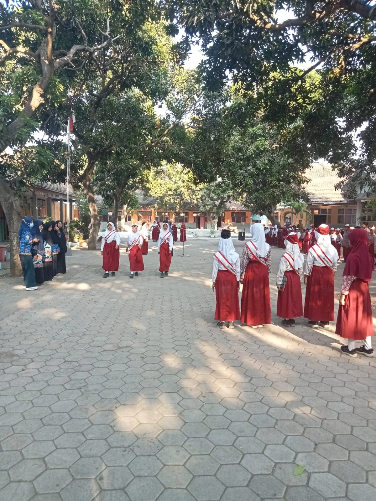 Memperingati Hari Kesaktian Pancasila